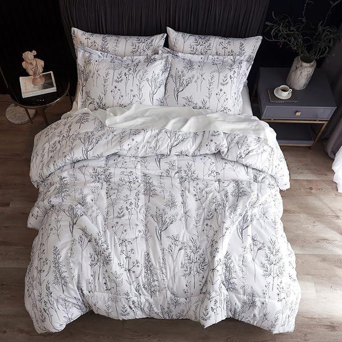 Botanical print comforter set | Raghuvir Lifestyle Botanical print comforter set